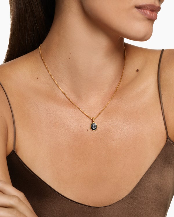 Petrvs® Petite Scarab Amulet in 18ct Yellow Gold with Black Mother of Pearl, 12.1mm