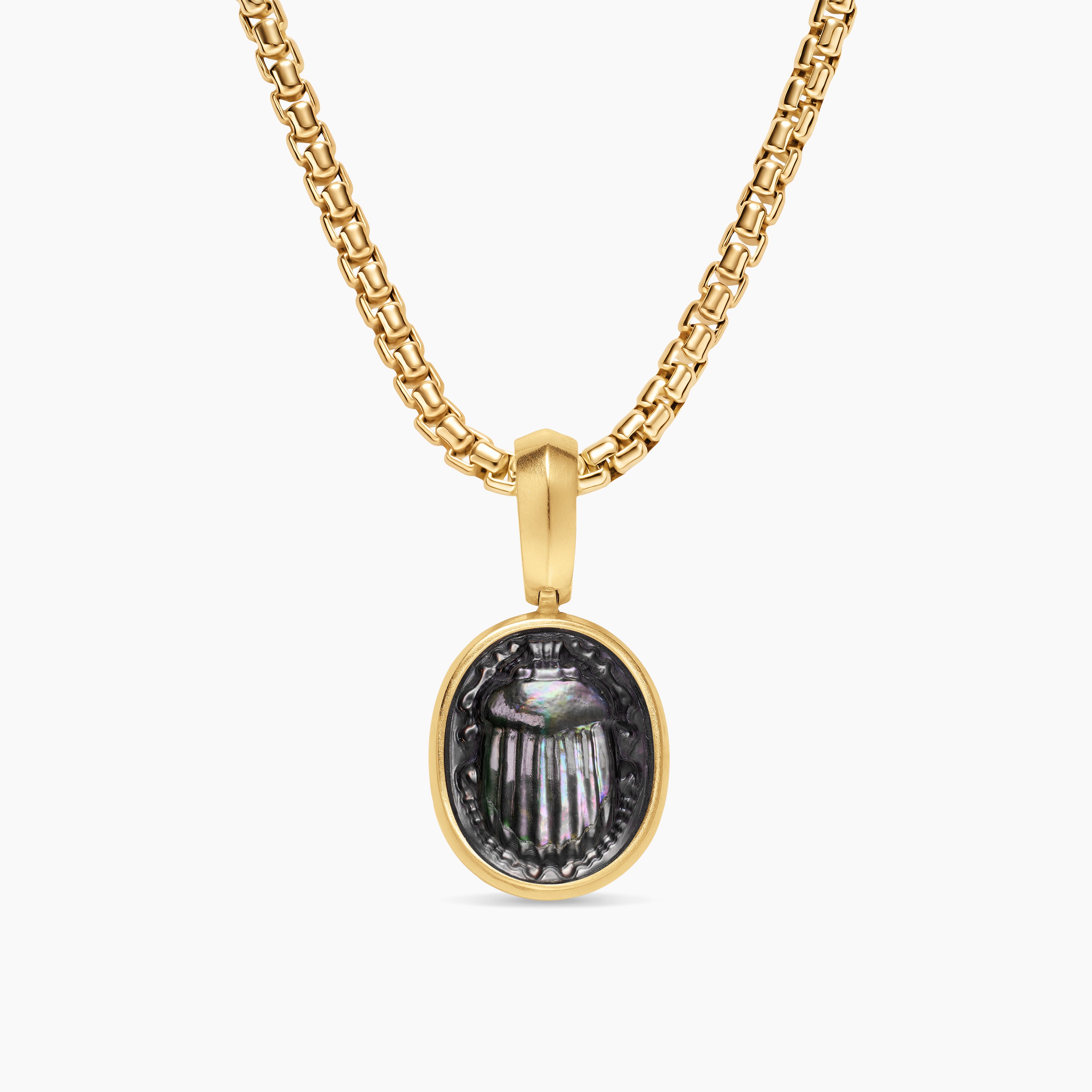 Womens Petrvs&reg; Petite Scarab Amulet in 18K Yellow Gold with Black Mother of Pearl, 12.1mm
