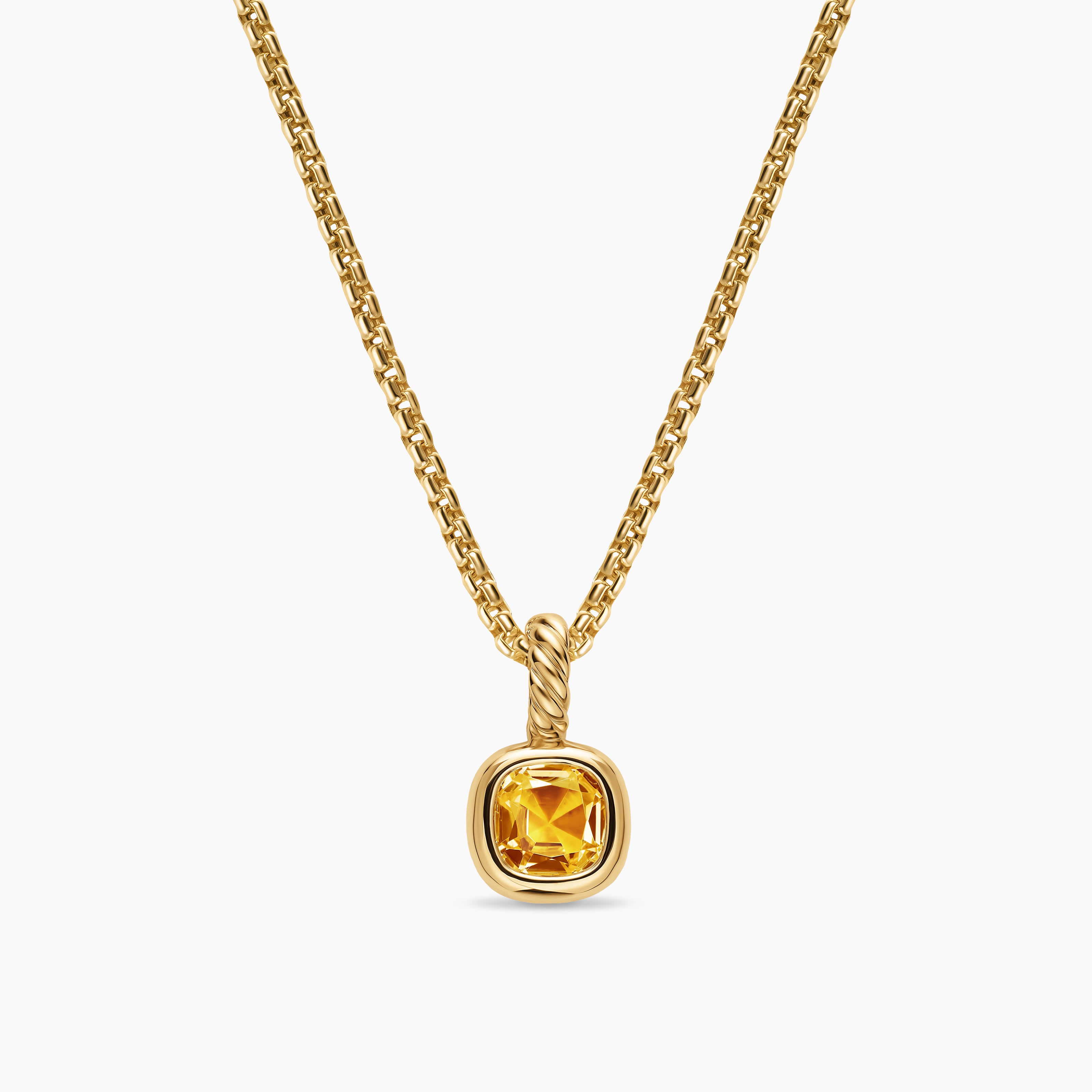 Womens Mini Cushion Cut Amulet in 18K Yellow Gold with Citrine, 5.5mm