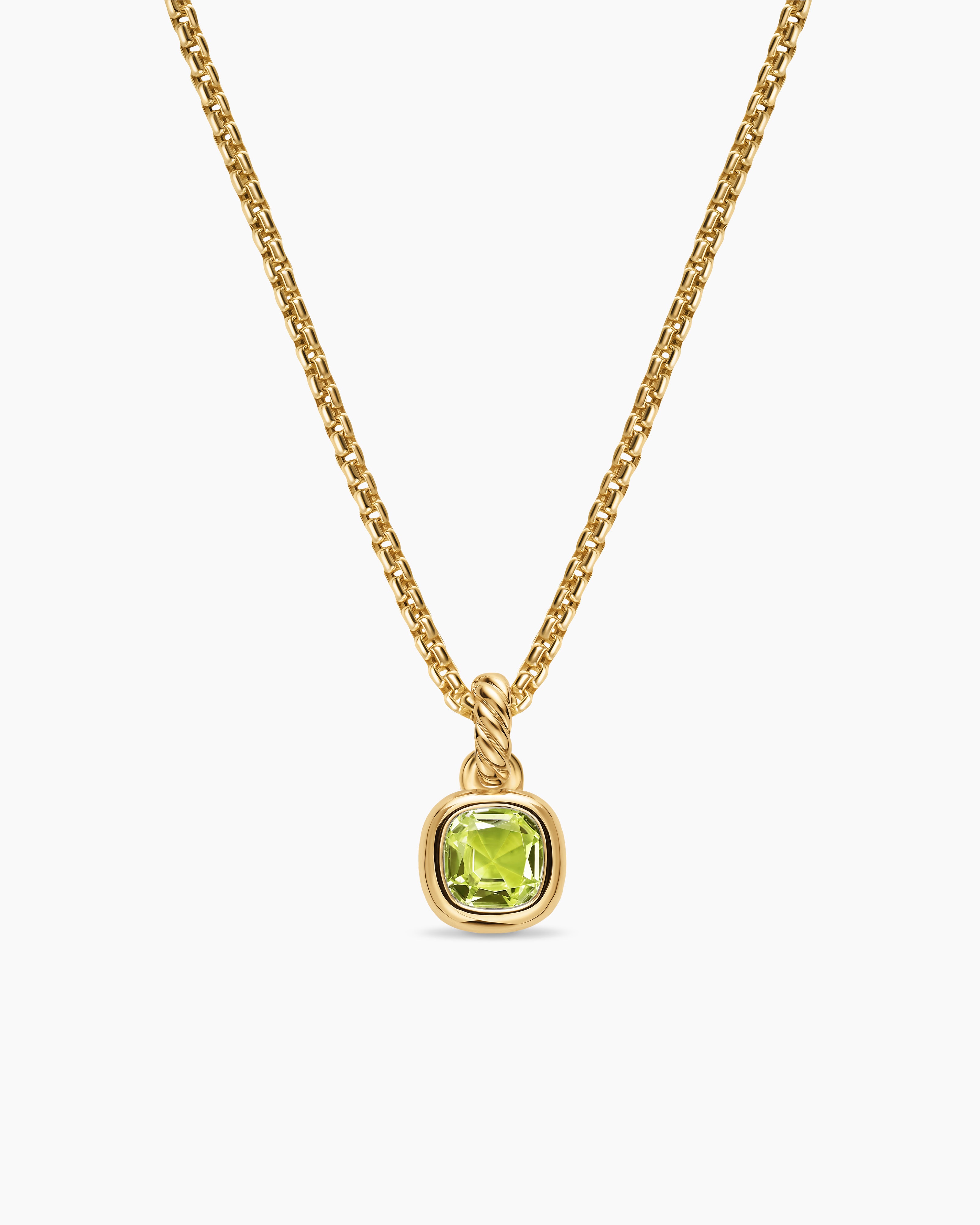 Womens Mini Cushion Cut Amulet in 18K Yellow Gold with Peridot, 5.5mm