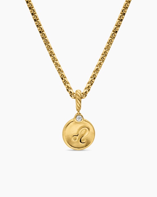 Petite Leo Amulet in 18K Yellow Gold with Diamond, 10.4mm