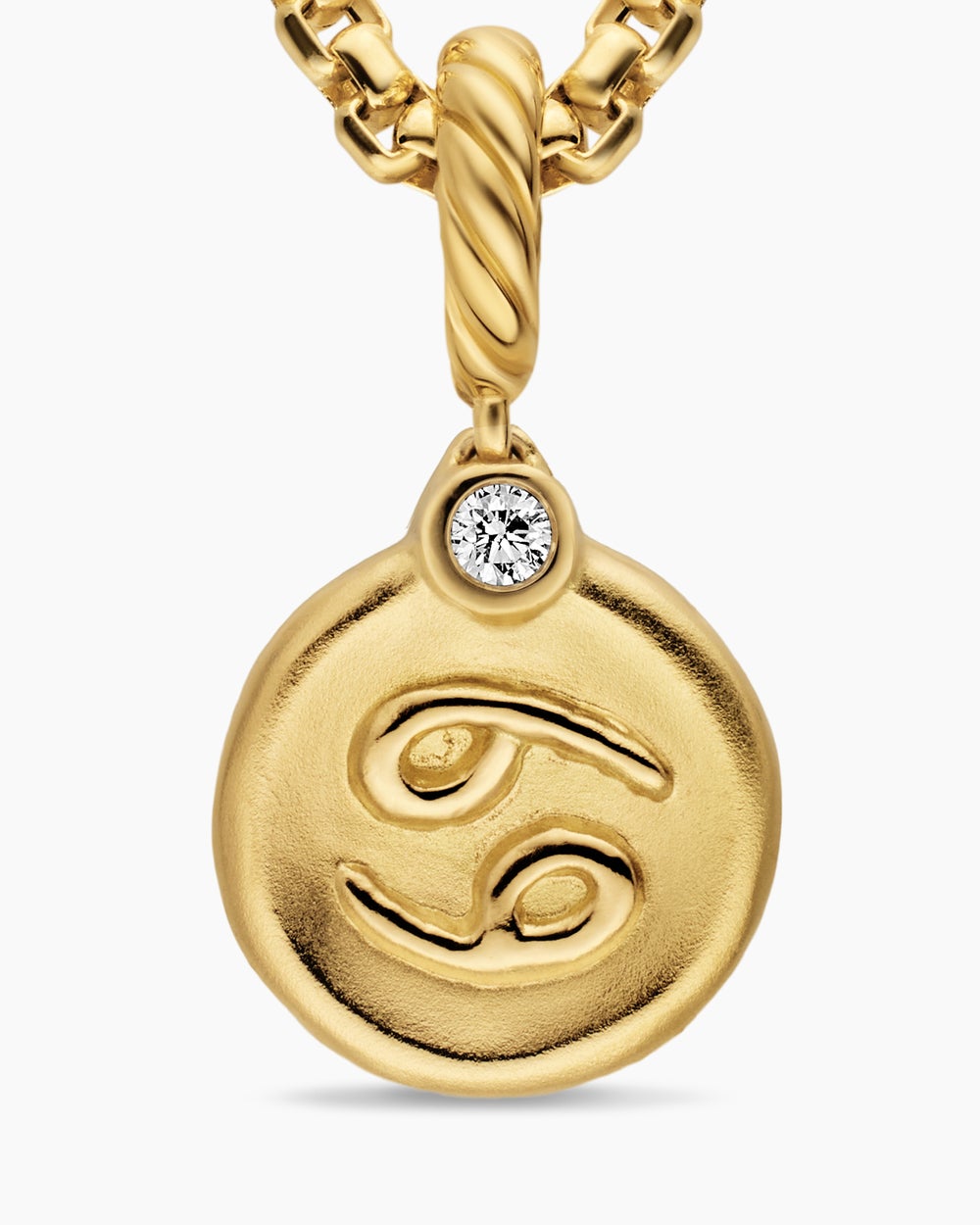 Womens Petite Cancer Amulet in 18K Yellow Gold with Diamond, 10.4mm