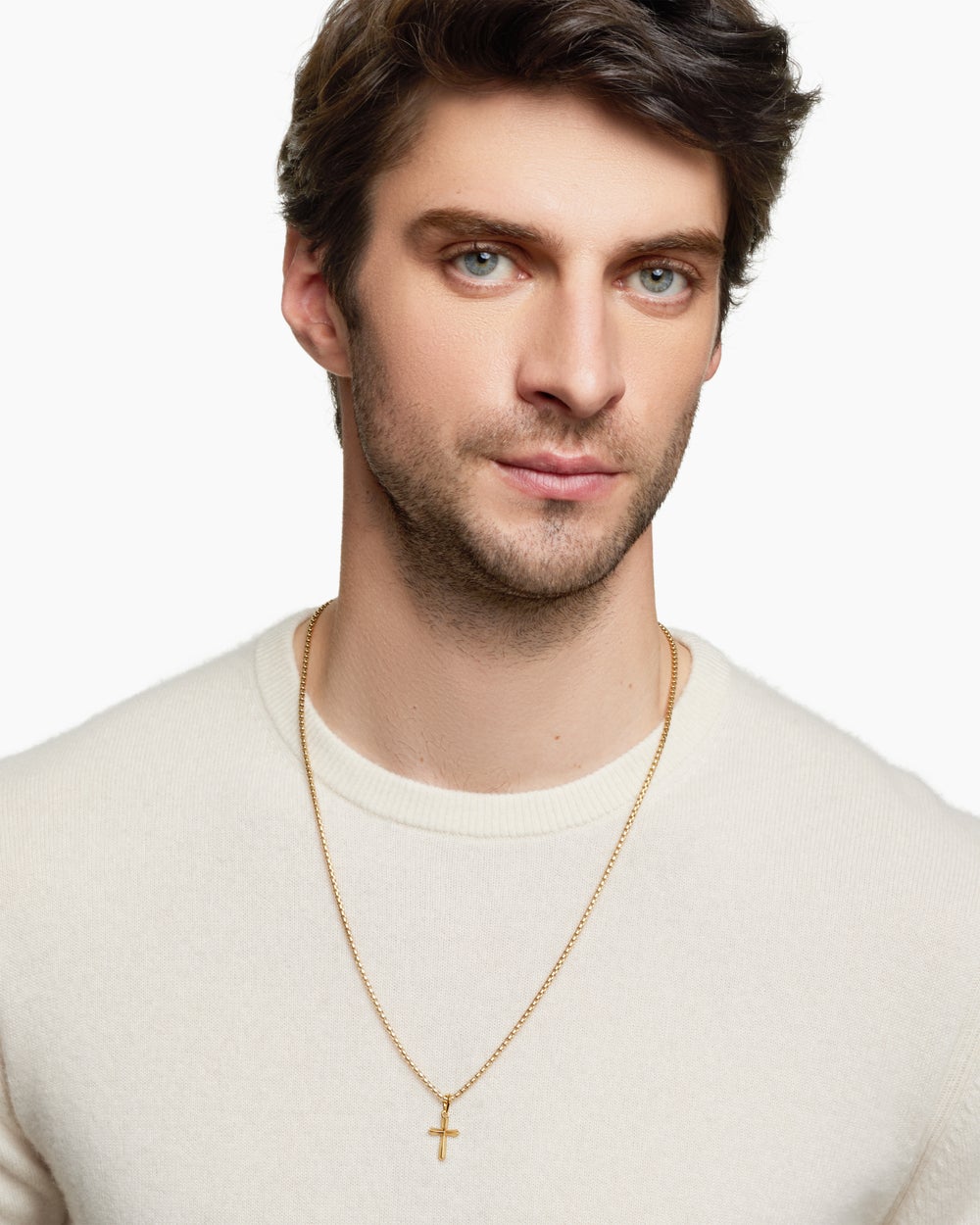 Mens Cross Amulet in 18K Yellow Gold, 19mm