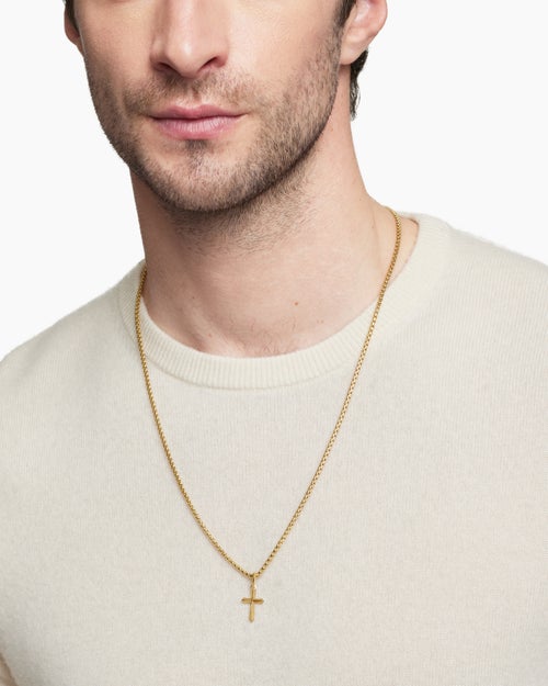 Mens Cross Amulet in 18ct Yellow Gold, 19mm