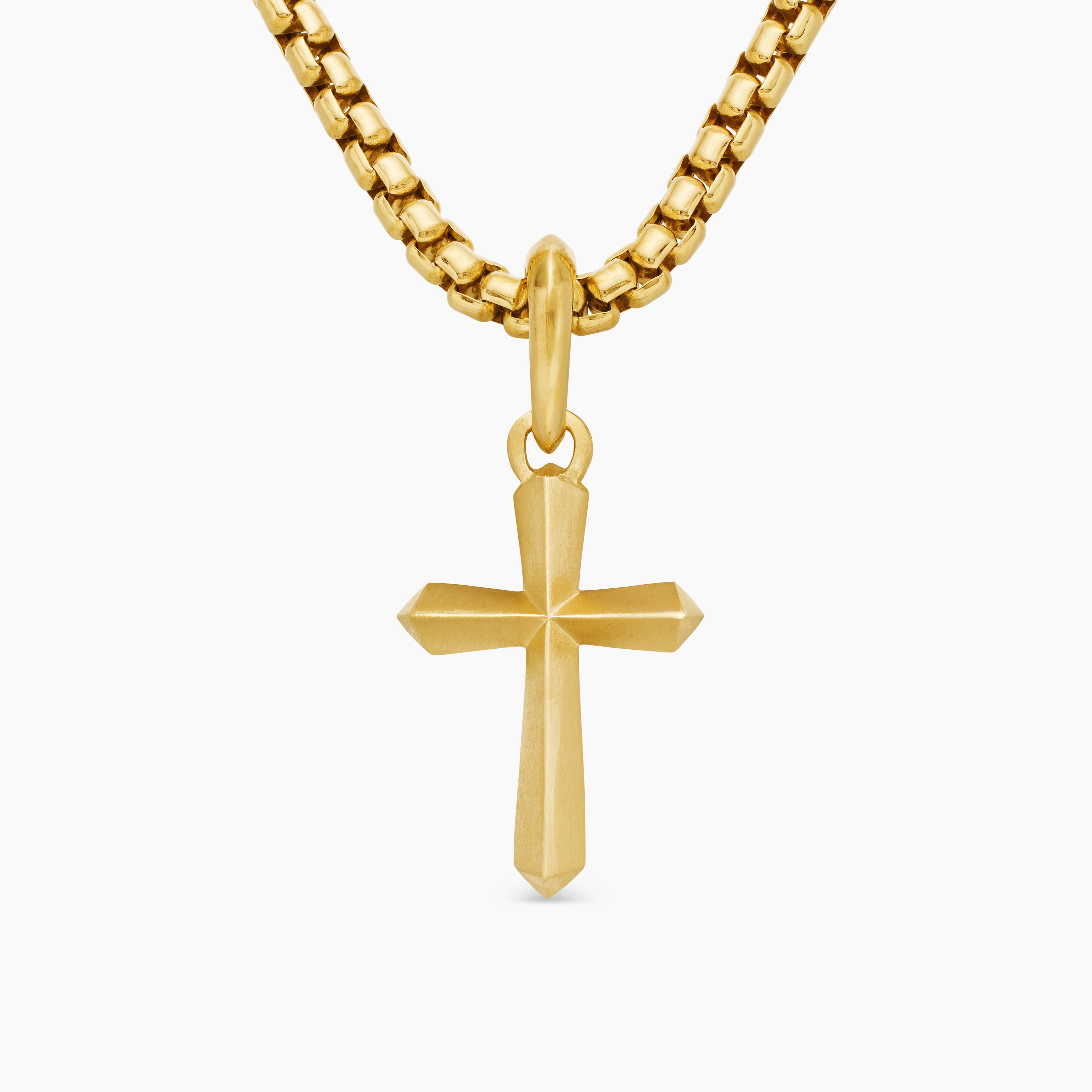 Mens Cross Amulet in 18K Yellow Gold, 19mm