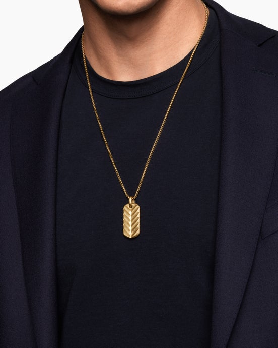 Chevron Tag in 18K Yellow Gold, 35mm