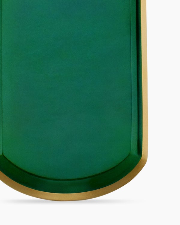 Médaille Chevron en or jaune 18 carats avec jade néphrite, 27 mm