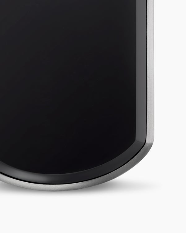 Médaille Chevron en argent sterling avec onyx noir, 27 mm