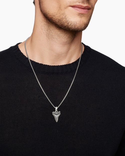 Mens Shark Tooth Amulet in Sterling Silver, 25.8mm