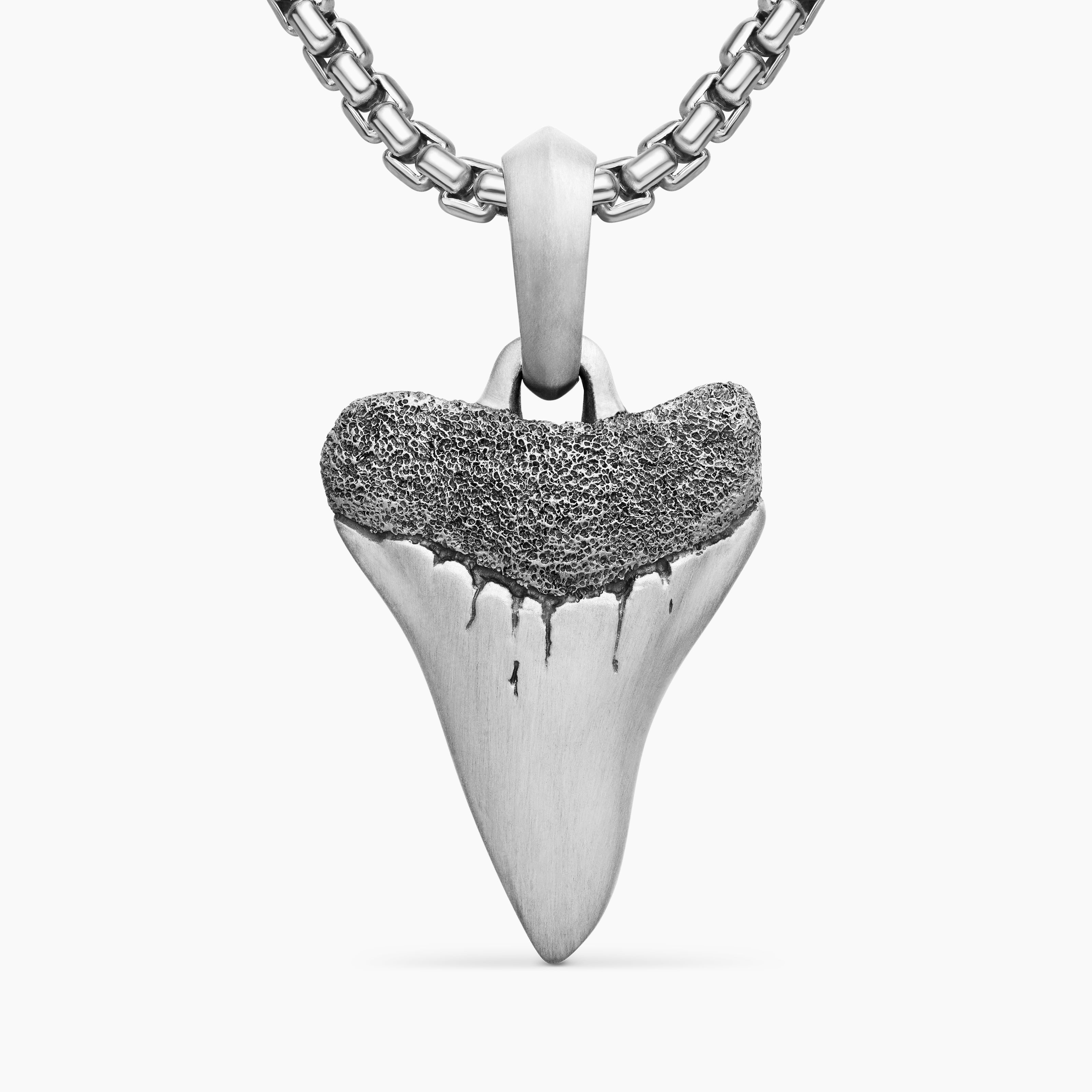 Mens Shark Tooth Amulet in Sterling Silver, 25.8mm