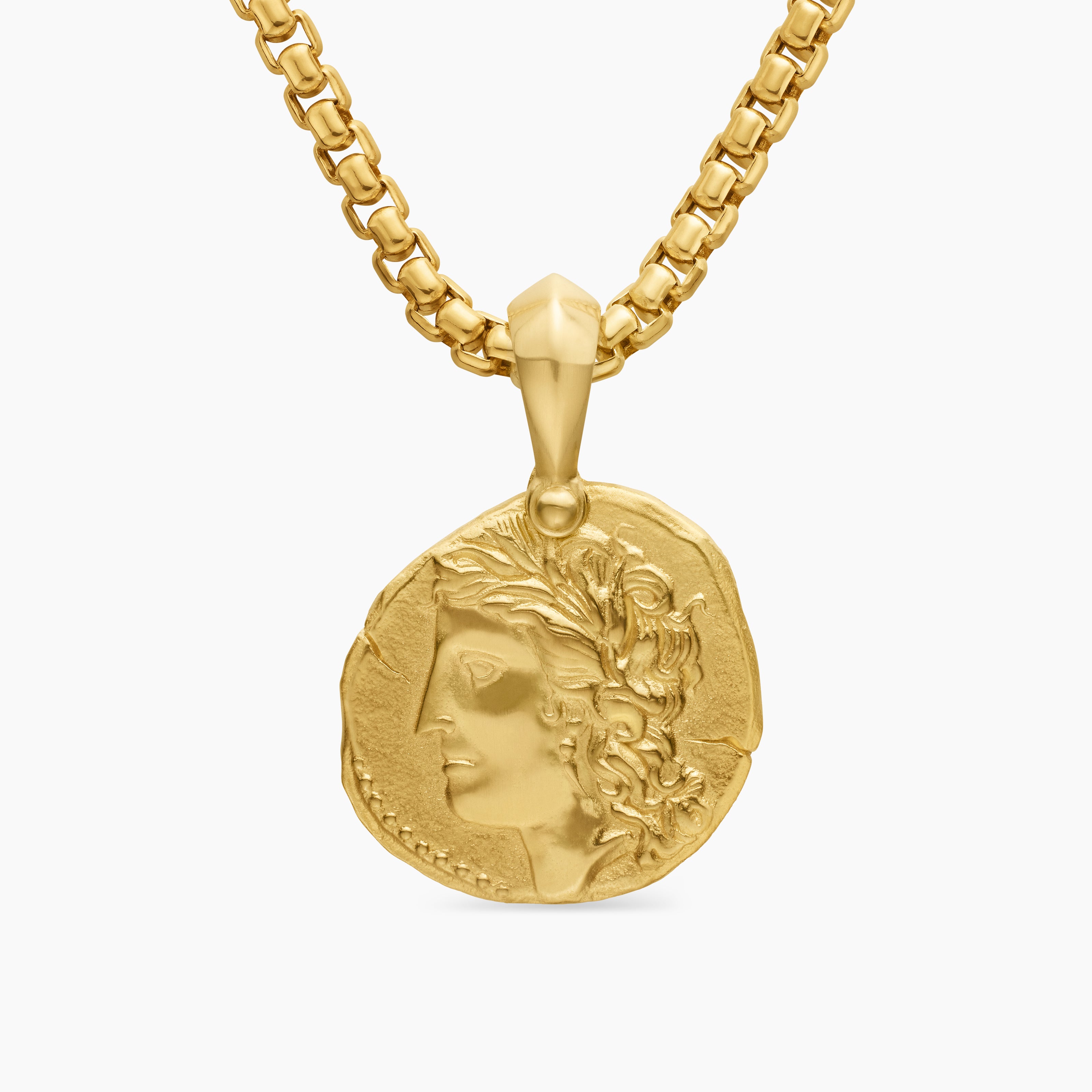 Mens Virgo Amulet in 18K Yellow Gold, 17mm