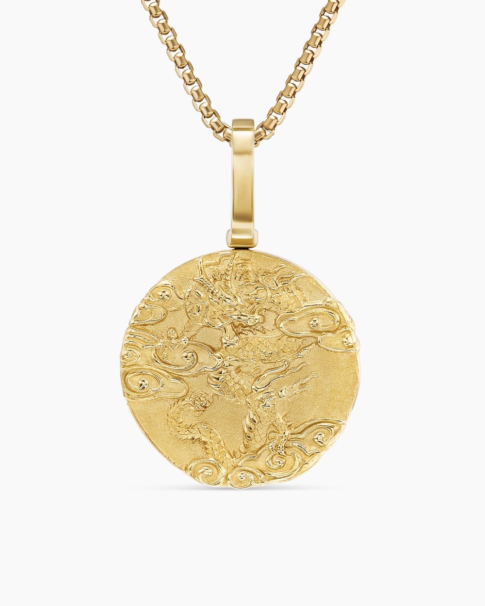 Amulette dragon en or jaune 18 carats