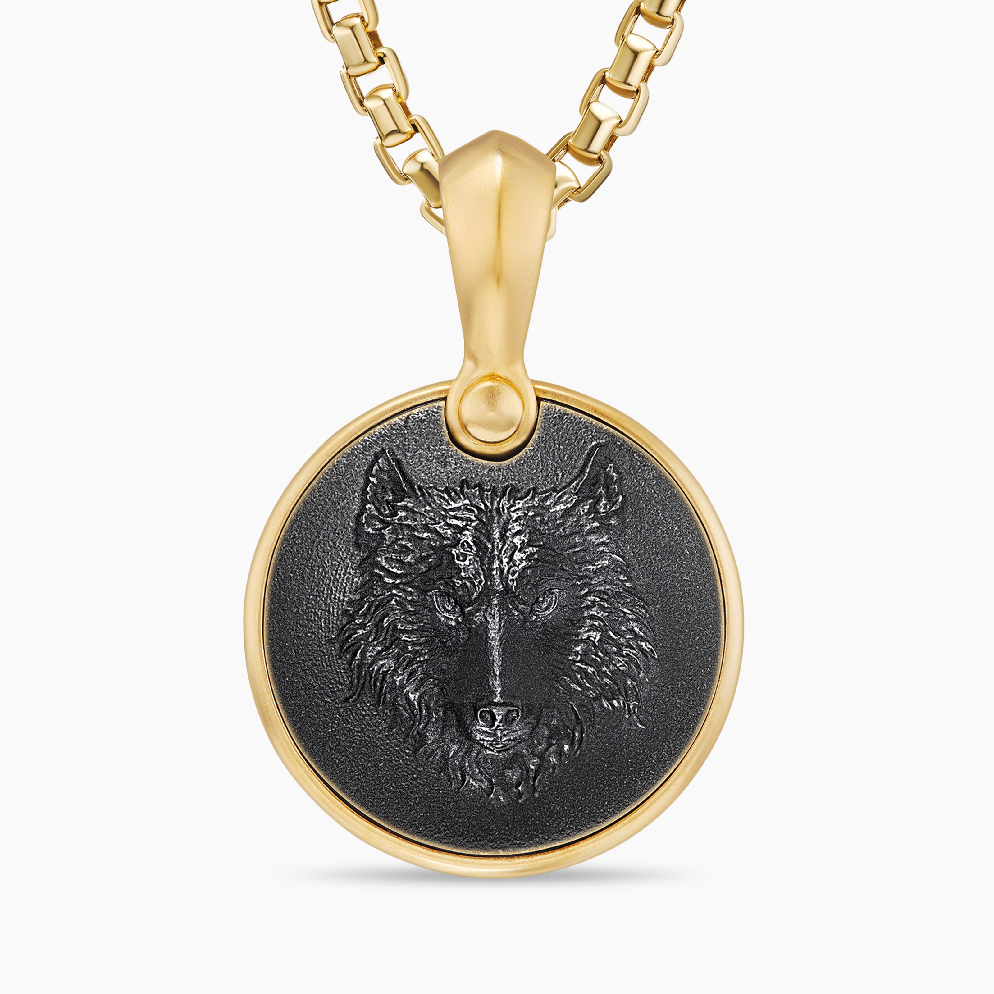 Mens Petrvs&reg; Wolf Amulet in 18K Yellow Gold with Black Onyx, 21mm
