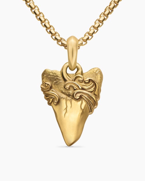 Mens Waves Shark Tooth Amulet in 18K Yellow Gold, 25mm