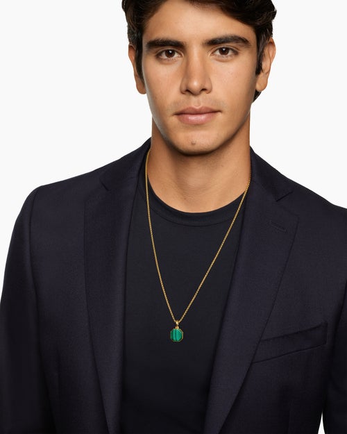 Mens Faceted Stone Amulet in 18K Yellow Gold with Malachite, 16mm