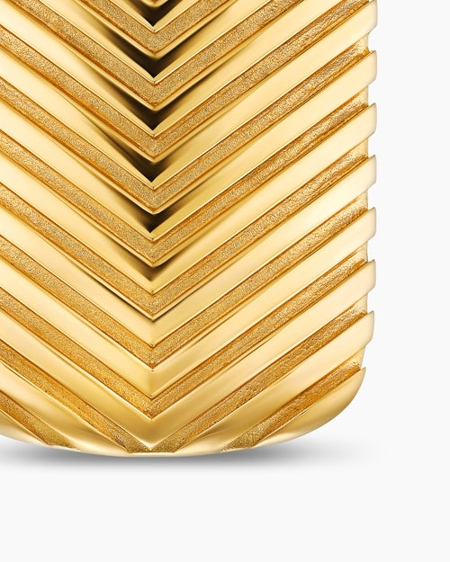 Mens Chevron Tag in 18K Yellow Gold, 34mm
