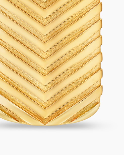 Mens Chevron Tag in 18K Yellow Gold, 27mm