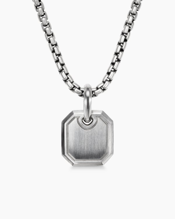 Octagonal Amulet in Platinum, 15mm