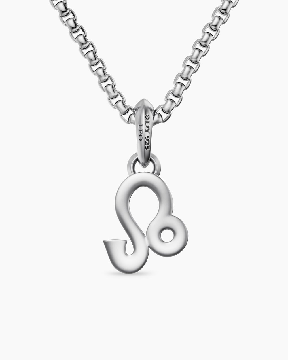 Mens Leo Amulet in Sterling Silver, 19.8mm