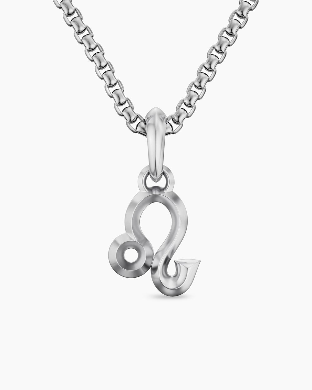 Mens Leo Amulet in Sterling Silver, 19.8mm