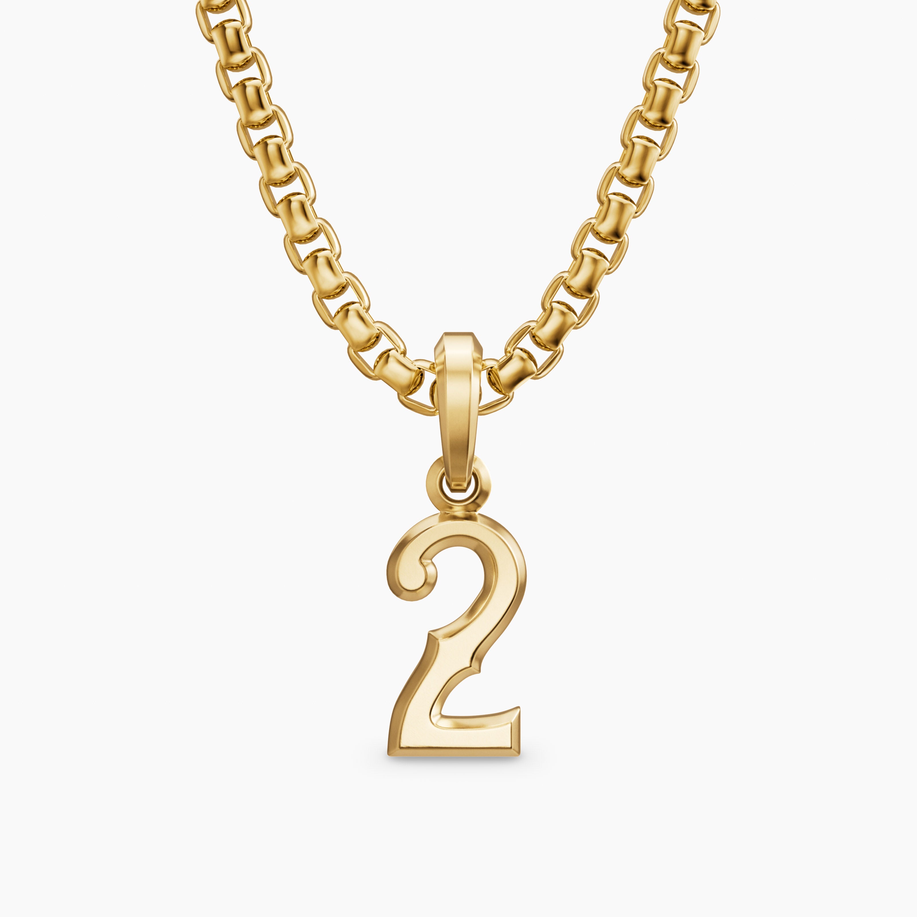 Mens Number Two Amulet in 18K Yellow Gold, 14.8mm