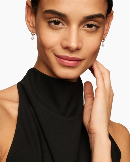 Dormeuses de petite taille Solari en or jaune 18 carats avec perles et diamants, 17,2 mm