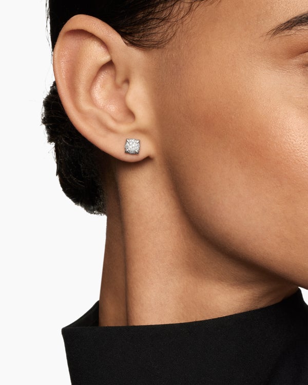 Petite Chatelaine® Stud Earrings in Sterling Silver with Pavé Diamonds, 6.5mm