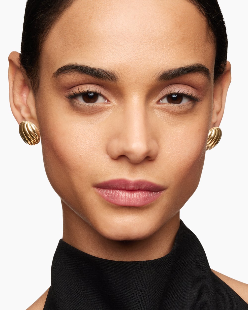 Womens Sculpted Cable Stud Earrings in 18K Yellow Gold, 20mm