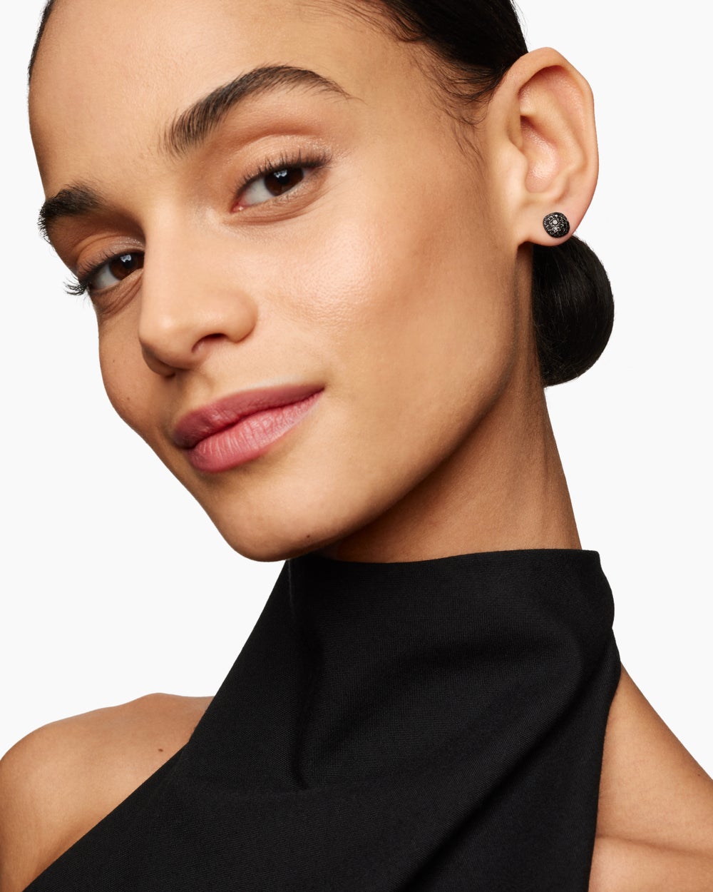 Womens Cushion Stud Earrings in 18K White Gold with Black Diamonds, 8mm