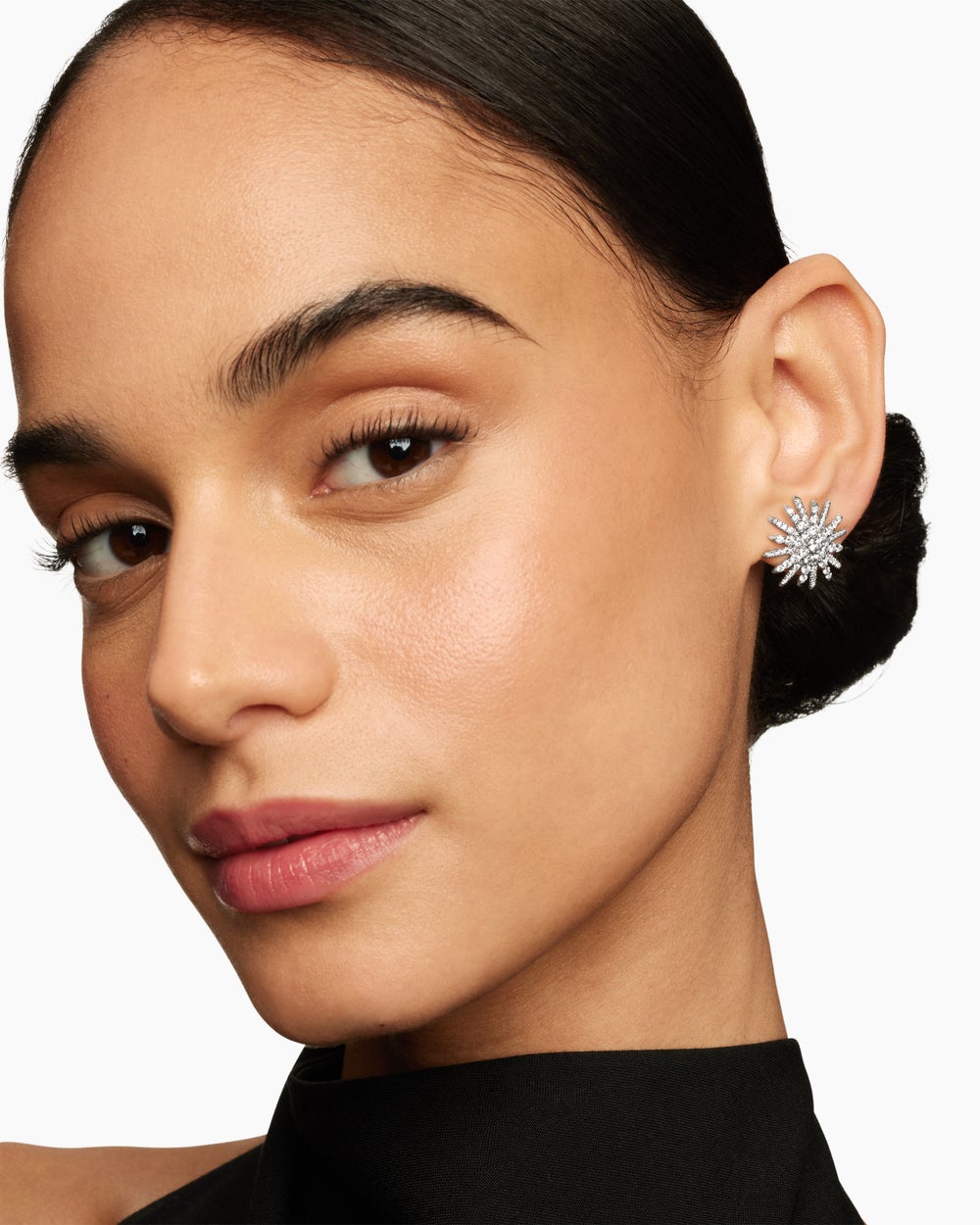 Womens Starburst Stud Earrings in 18K White Gold with Diamonds, 19mm
