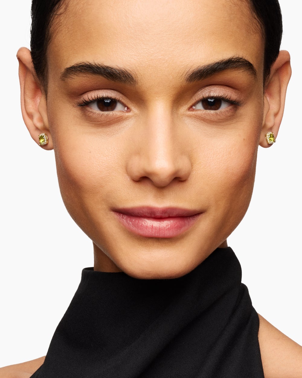 Womens Petite Chatelaine® Pavé Bezel Stud Earrings in 18ct Yellow Gold with Peridot and Diamonds, 5mm