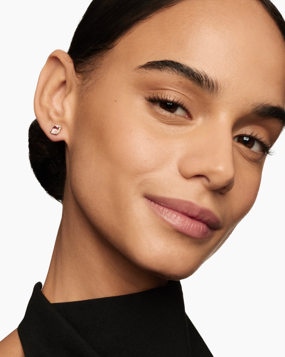 Womens Petite Chatelaine® Pavé Bezel Stud Earrings in 18K Rose Gold with Morganite and Diamonds, 5mm