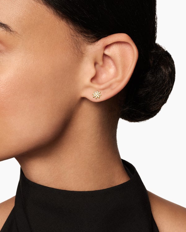 Petite Starburst Stud Earrings in 18K Yellow Gold with Diamonds, 7.5mm