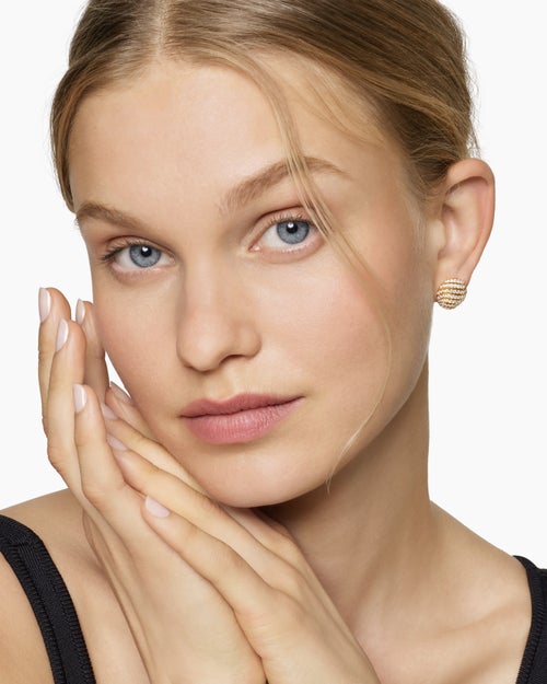 Womens Sculpted Cable Stud Earrings in 18K Yellow Gold with Diamonds, 14mm