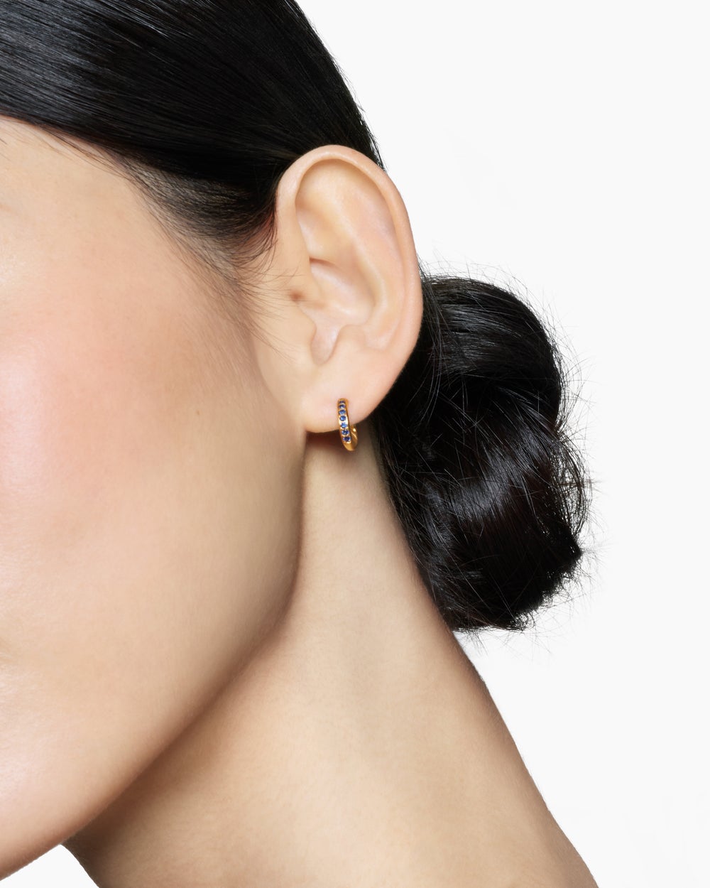 Womens Petite Pavé Huggie Hoop Earrings in 18K Yellow Gold with Blue Sapphires, 12mm