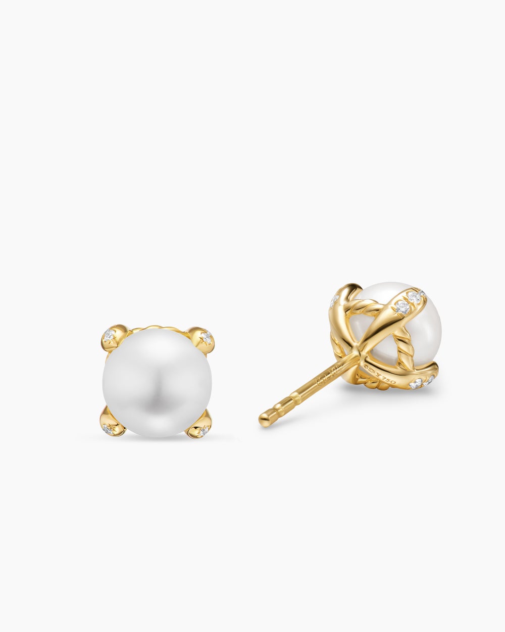 Womens Pearl Classics Stud Earrings in 18K Yellow Gold and Diamonds, 6.6mm