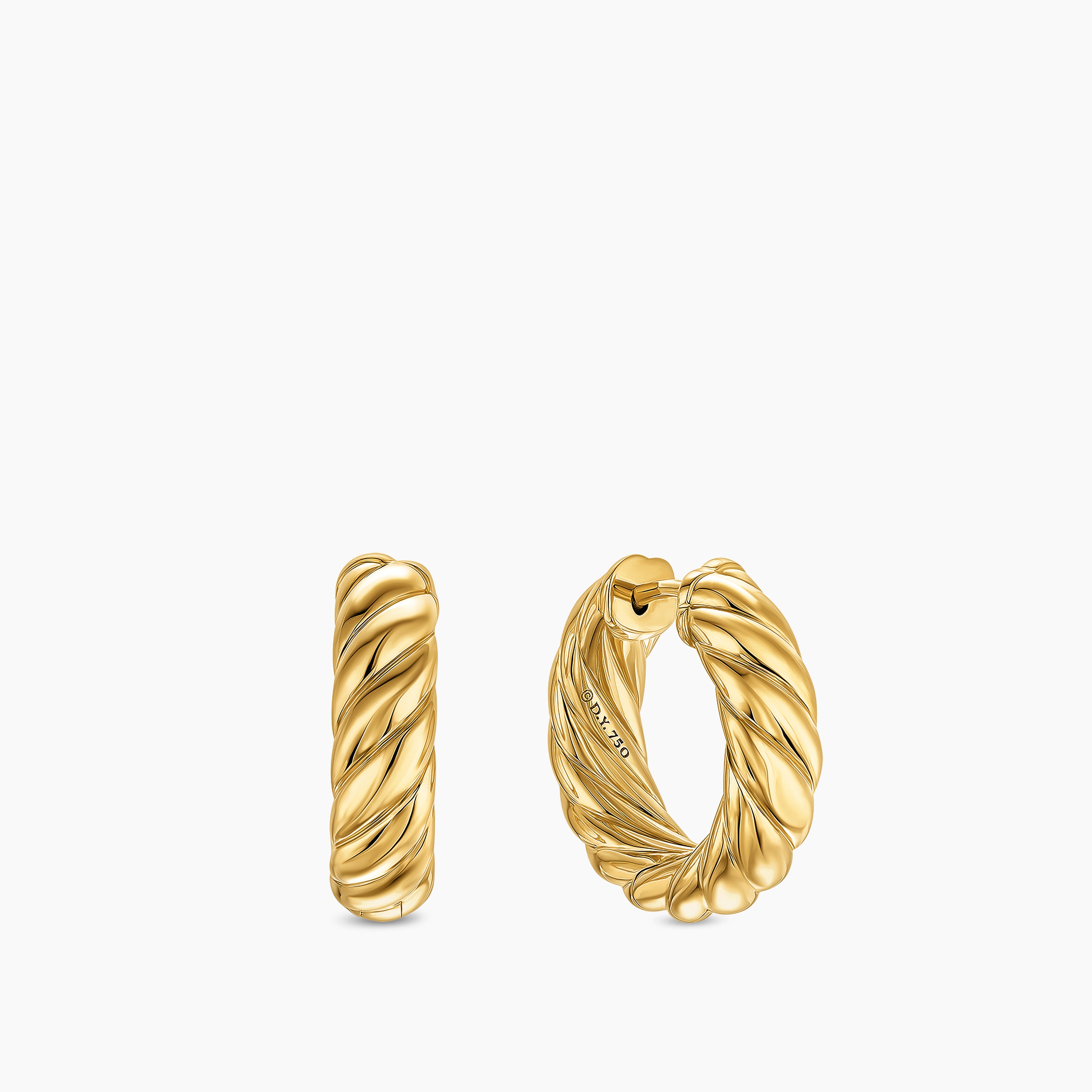 Womens Sculpted Cable Hoop Earrings in 18K Yellow Gold, 18.6mm