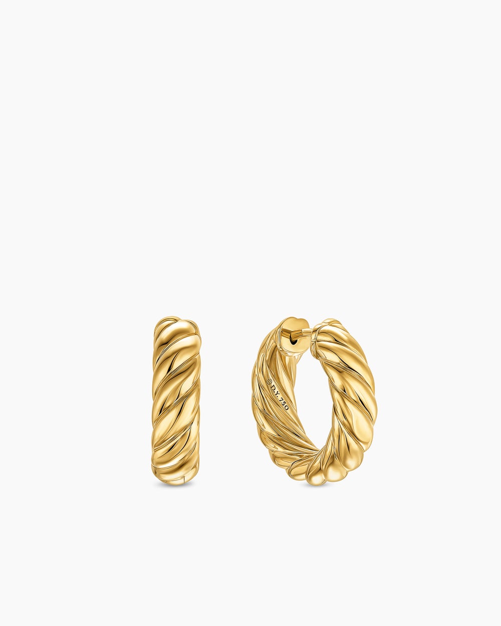 Womens Sculpted Cable Hoop Earrings in 18K Yellow Gold, 18.6mm