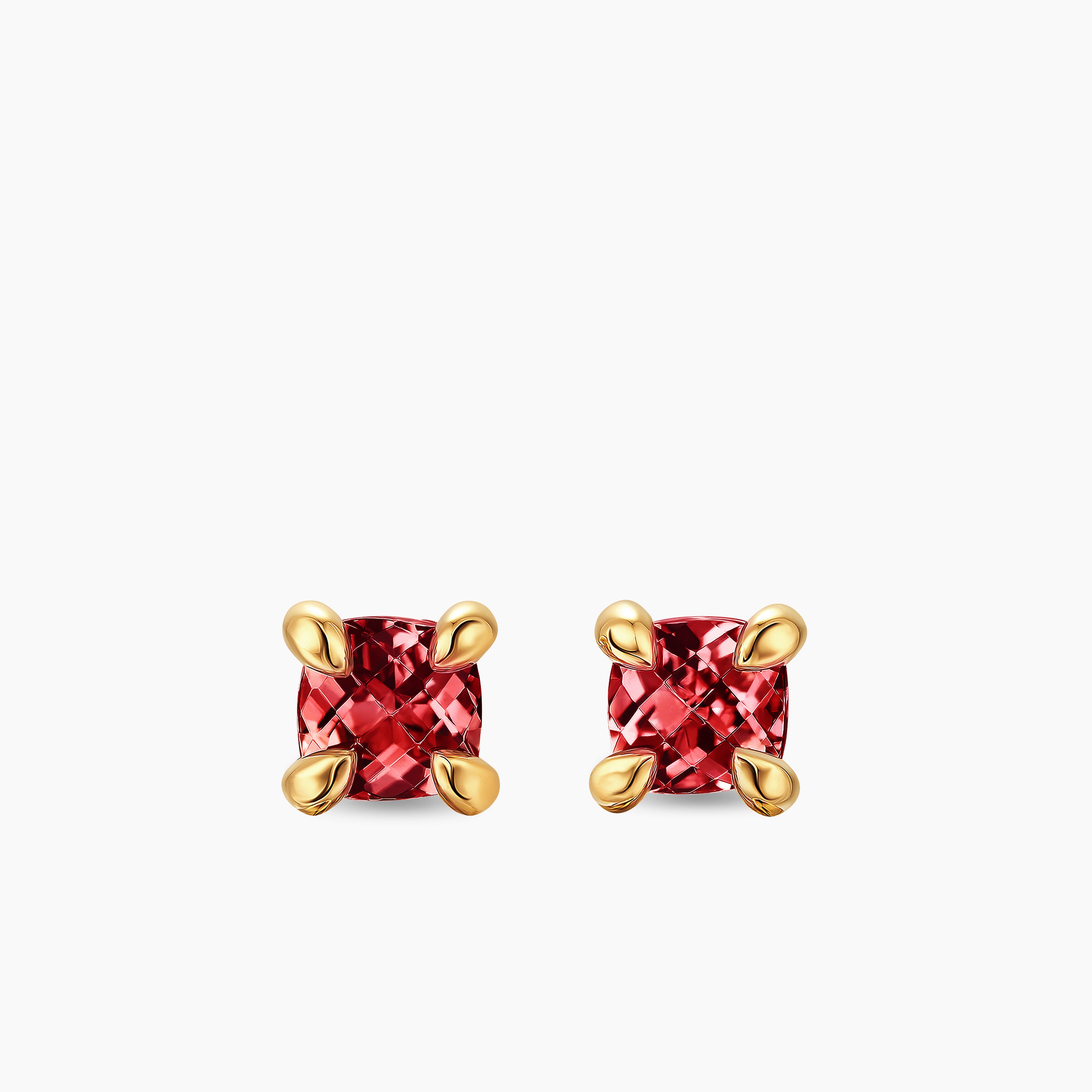 Womens Micro Chatelaine&reg; Stud Earrings in 18K Yellow Gold with Garnet, 4.8mm
