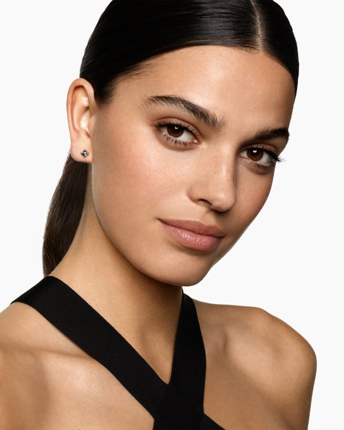 Womens Micro Chatelaine® Stud Earrings in 18K Yellow Gold with Hampton Blue Topaz, 4.8mm