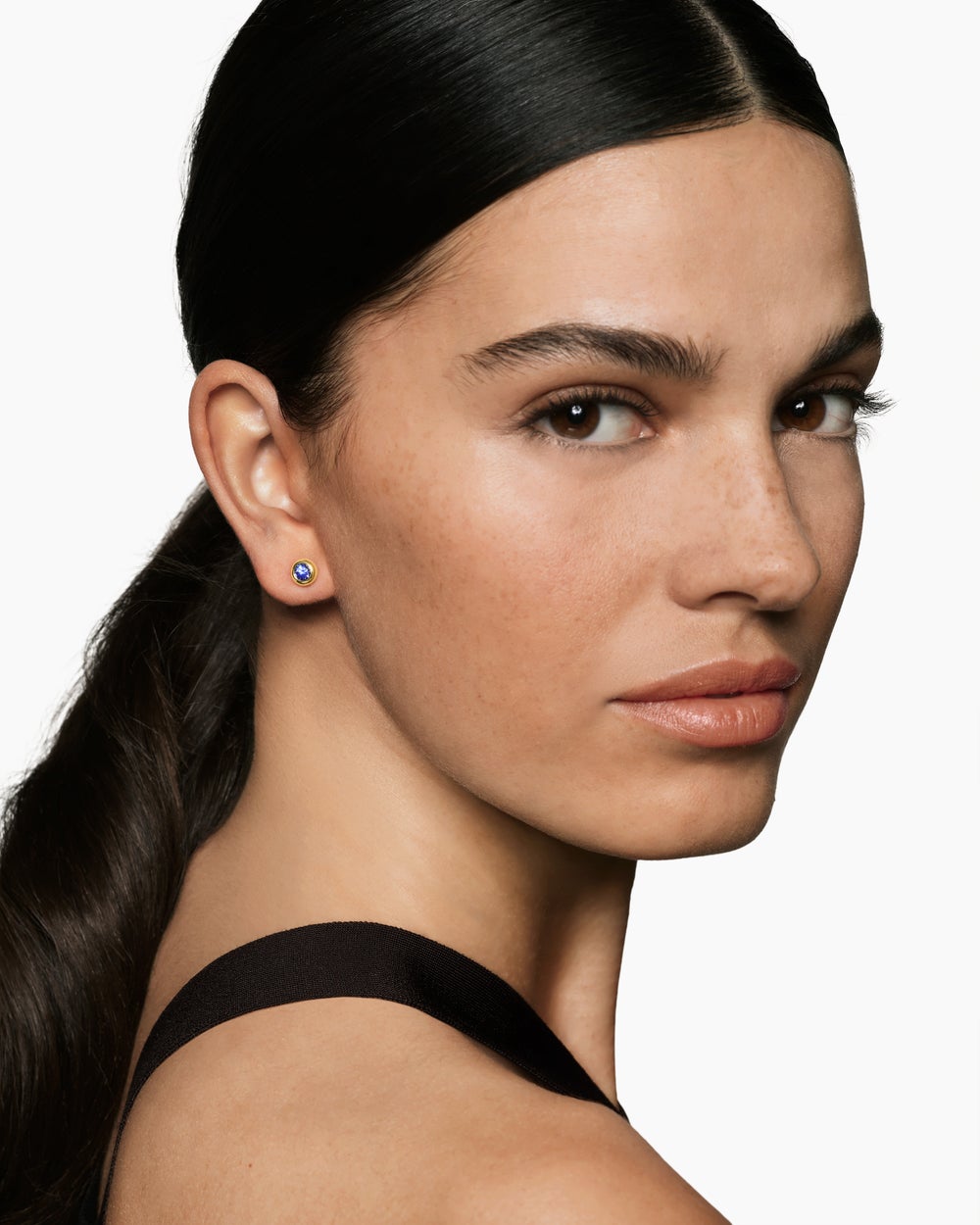 Clous d’oreilles sertis en chaton en or jaune 18 carats et tanzanite, 6,6 mm femmes