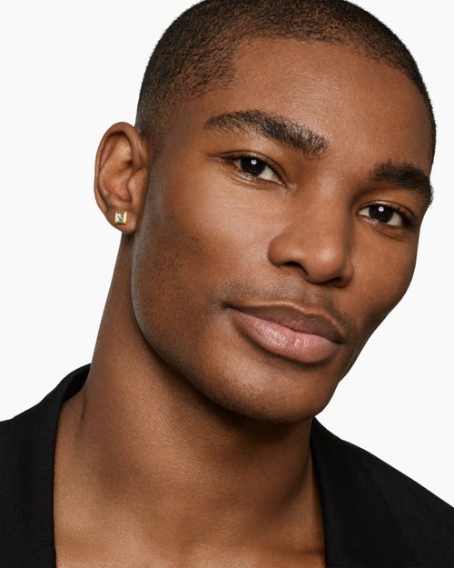 Mens Pyramid Stud Earring in 18K Yellow Gold with Diamond, 6.6mm