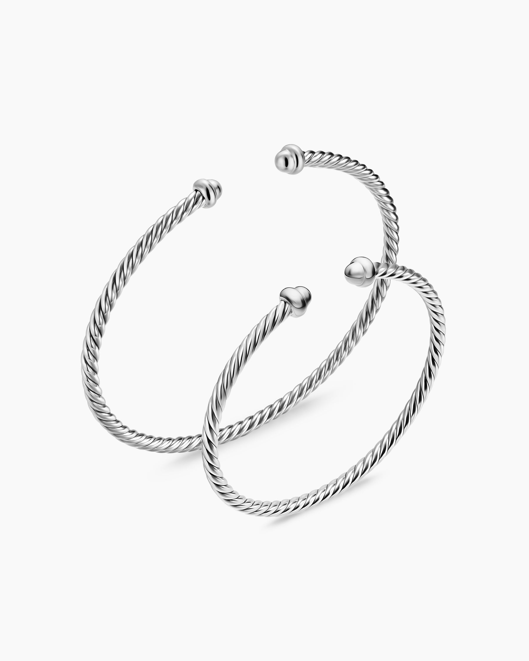 Micro Cable Flex® Bracelet in Sterling Silver with Pavé Diamond Domes, 2.6mm | David Yurman France Micro Cable Flex® Bracelet in Sterling Silver with Pavé Diamond Domes, 2.6mm | David Yurman France