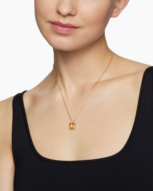 Womens Chatelaine® Pendant Necklace in 18K Yellow Gold with Citrine and Diamonds, 11mm