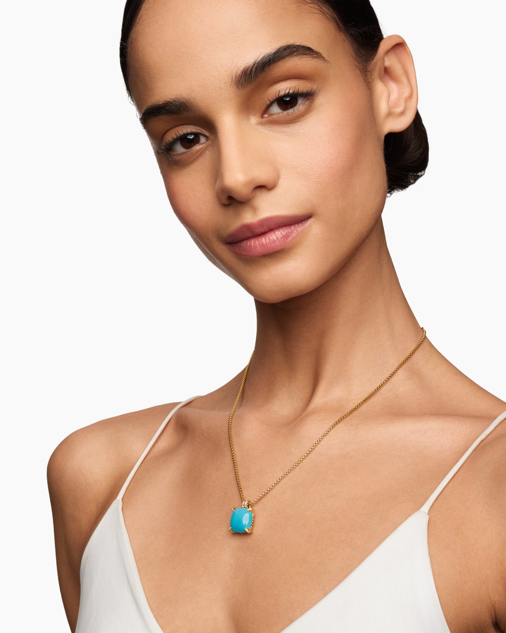 Womens Chatelaine® Pendant Necklace in 18K Yellow Gold with Turquoise and Diamonds, 14mm