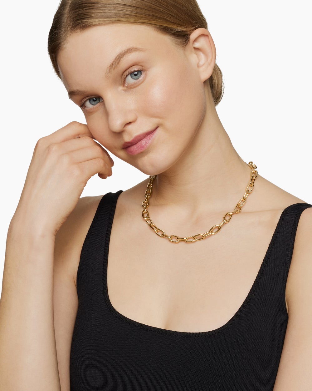Womens DY Madison Chain Necklace in 18K Yellow Gold, 8.5mm