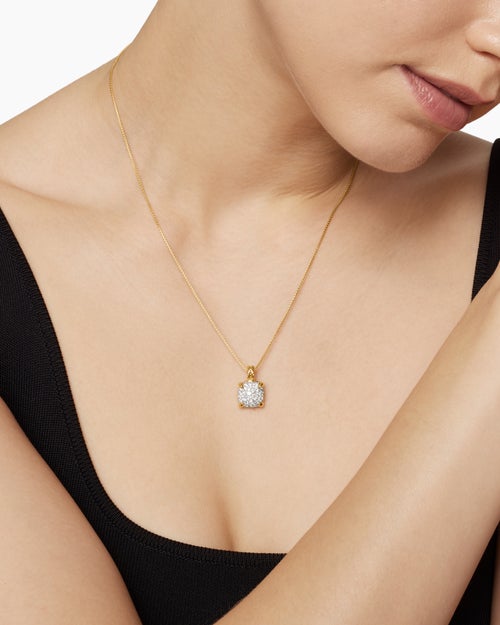 Womens Chatelaine® Pendant Necklace in 18K Yellow Gold with Pavé Diamonds, 11mm