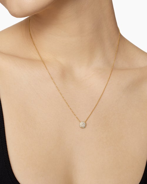 Womens Cushion Pendant Necklace in 18K Yellow Gold with Diamonds, 8mm