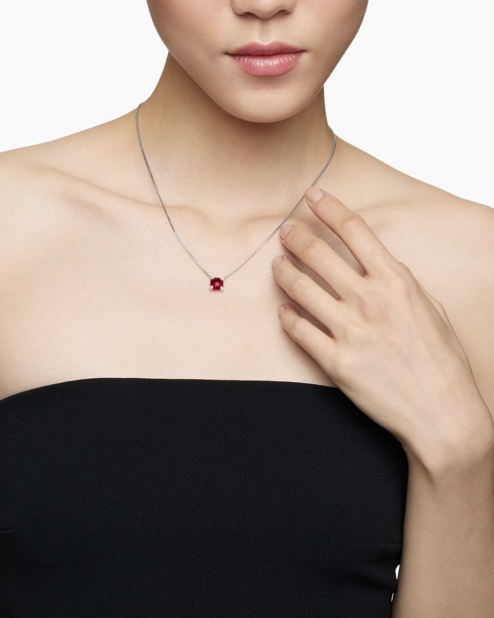Womens Petite Chatelaine® Pendant Necklace in Sterling Silver with Rhodolite Garnet and Diamonds, 9mm