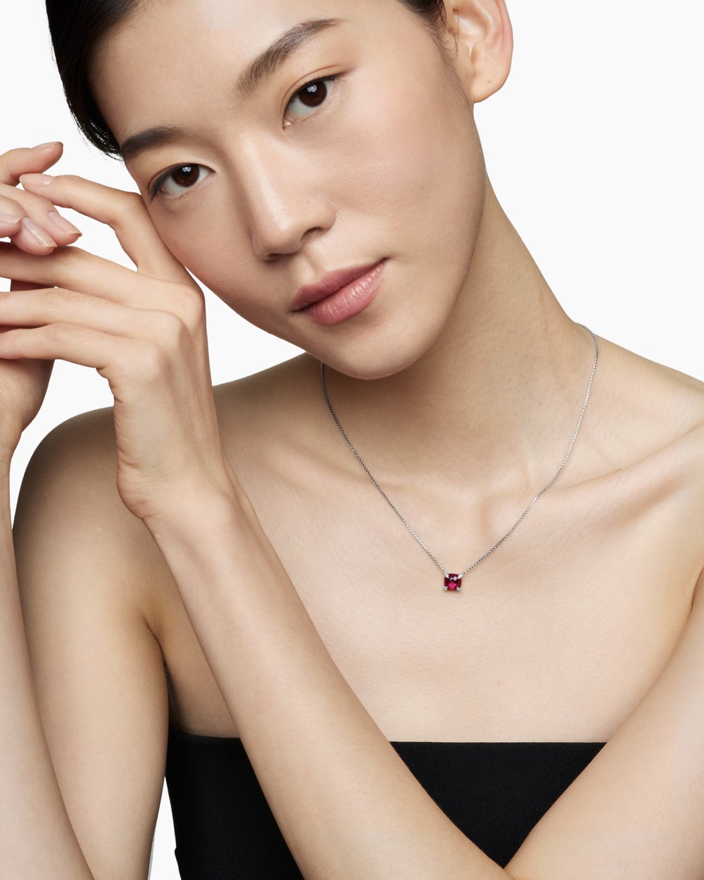 Womens Petite Chatelaine® Pendant Necklace in Sterling Silver with Rhodolite Garnet and Diamonds, 9mm